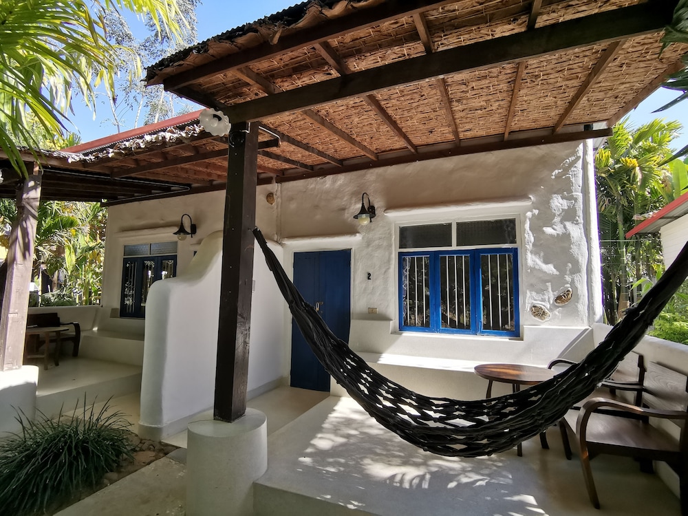 Canary Guesthouse 12/65