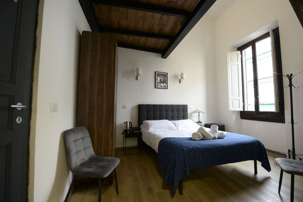 Palazzo Oliveto 27/60
