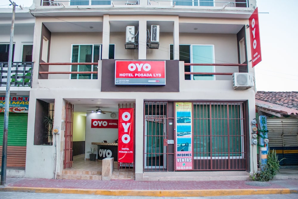 OYO Hotel Posada Lys Zihuatanejo 1/35