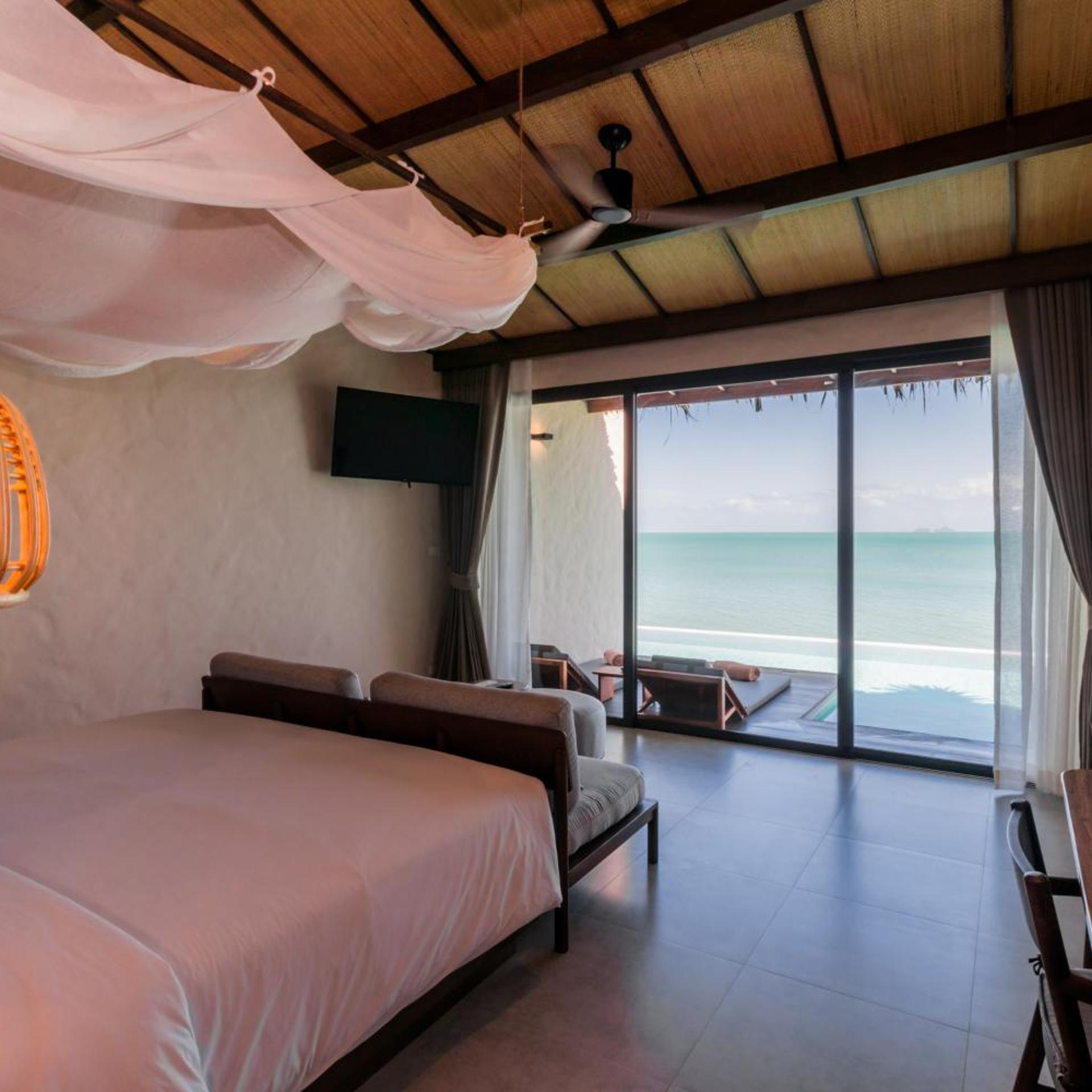 ROOM, BEACH FRONT, POOL ACCESS