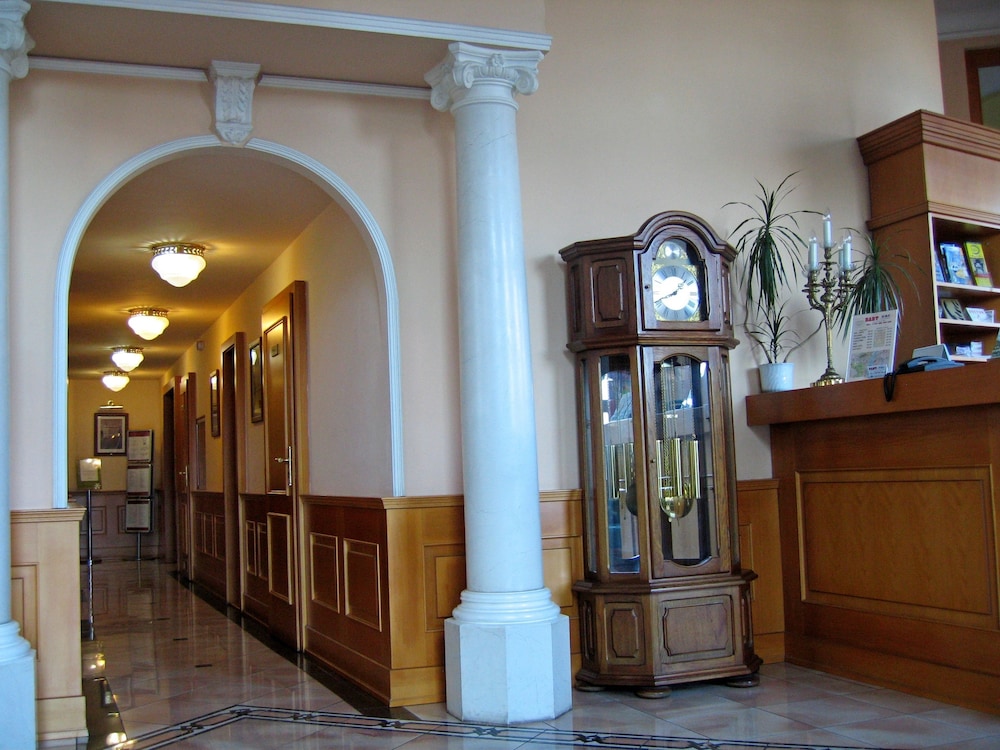 Hotel Opera Prague 11/76