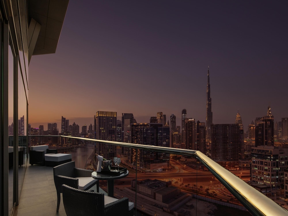 Hyde Hotel Dubai 76/80