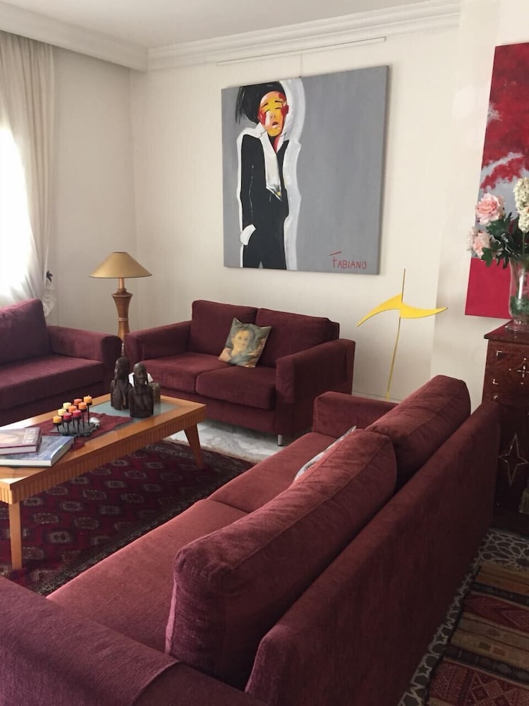 Leone Private Residence 10/14