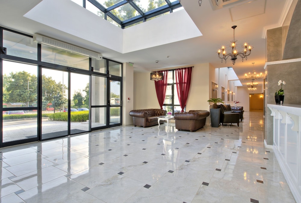 White Rock Castle Suite Hotel & Spa 23/47