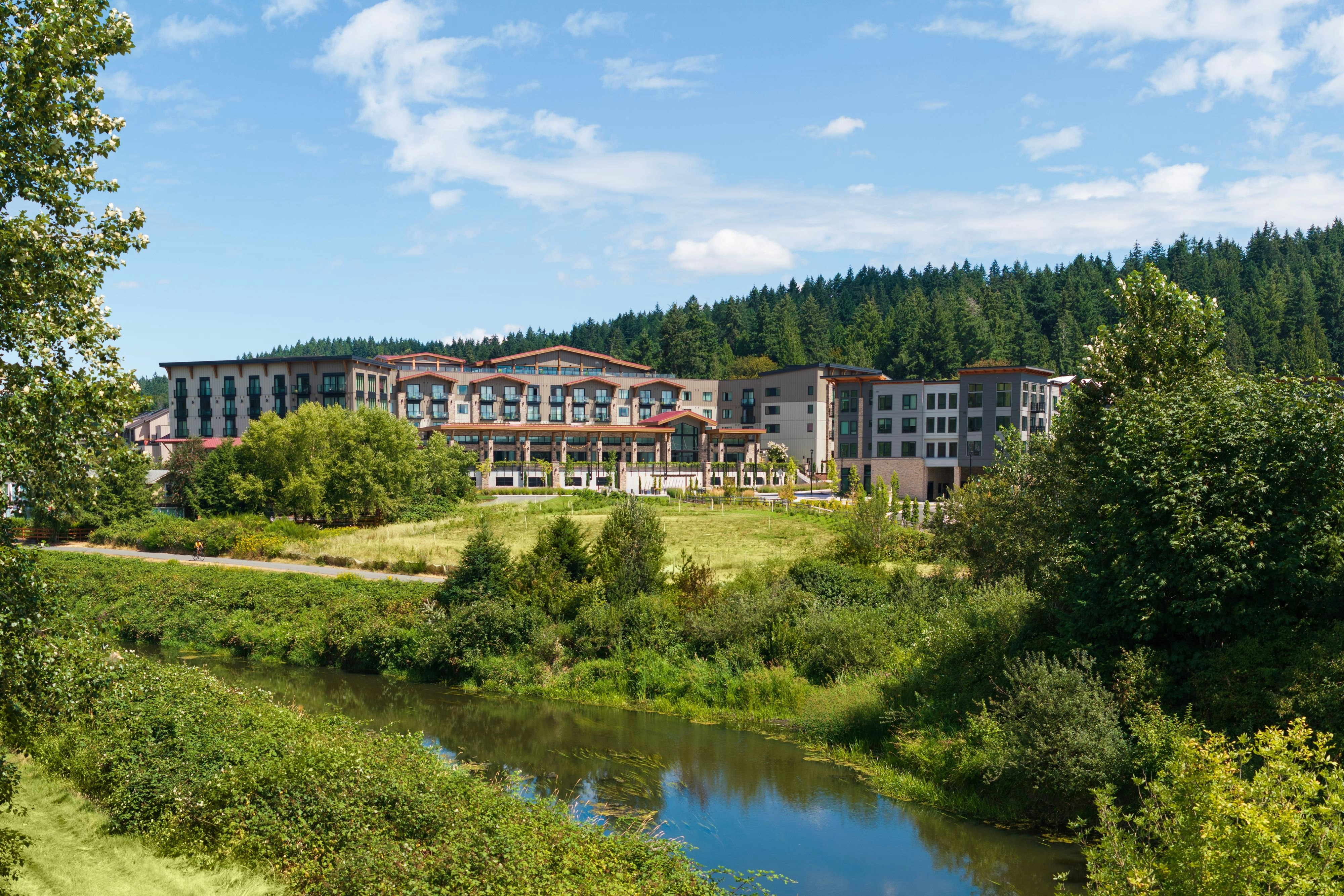 The SOMM Hotel & Spa, Autograph Collection 20/23