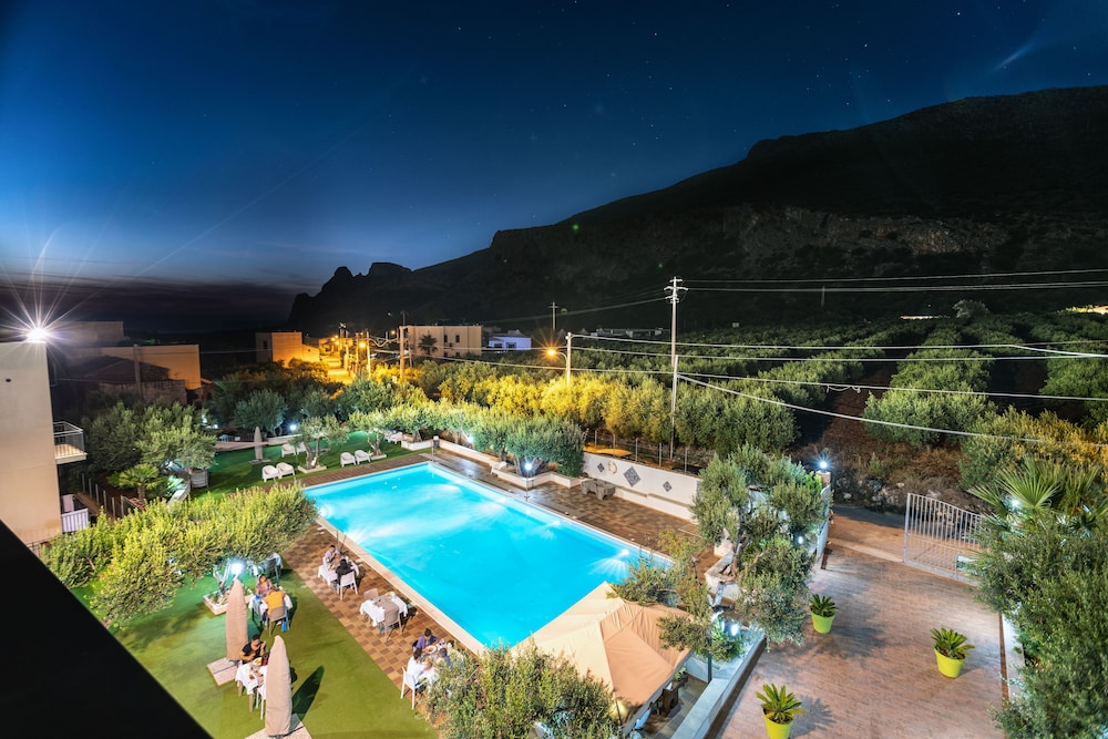 Hotel Achibea 47/50