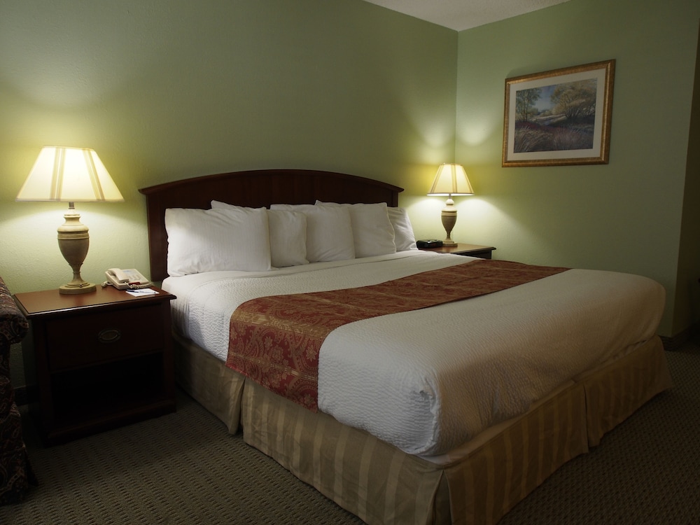 Inn at The Waterpark 20/64