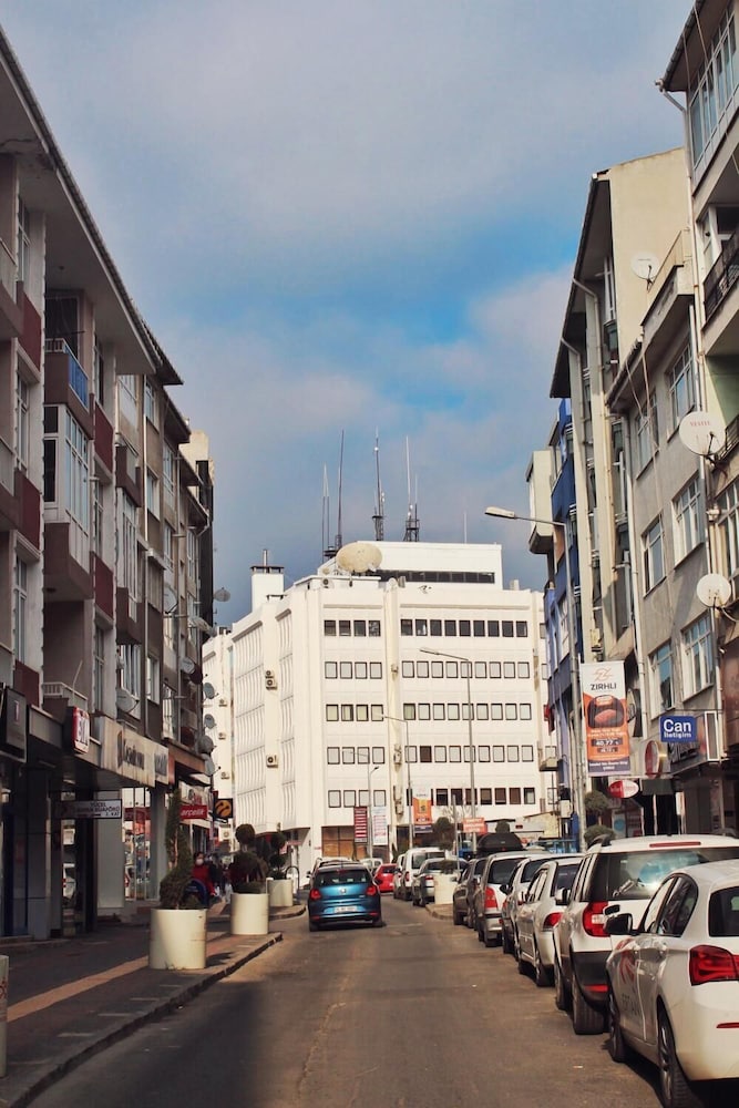 Evim Hotel 46/50