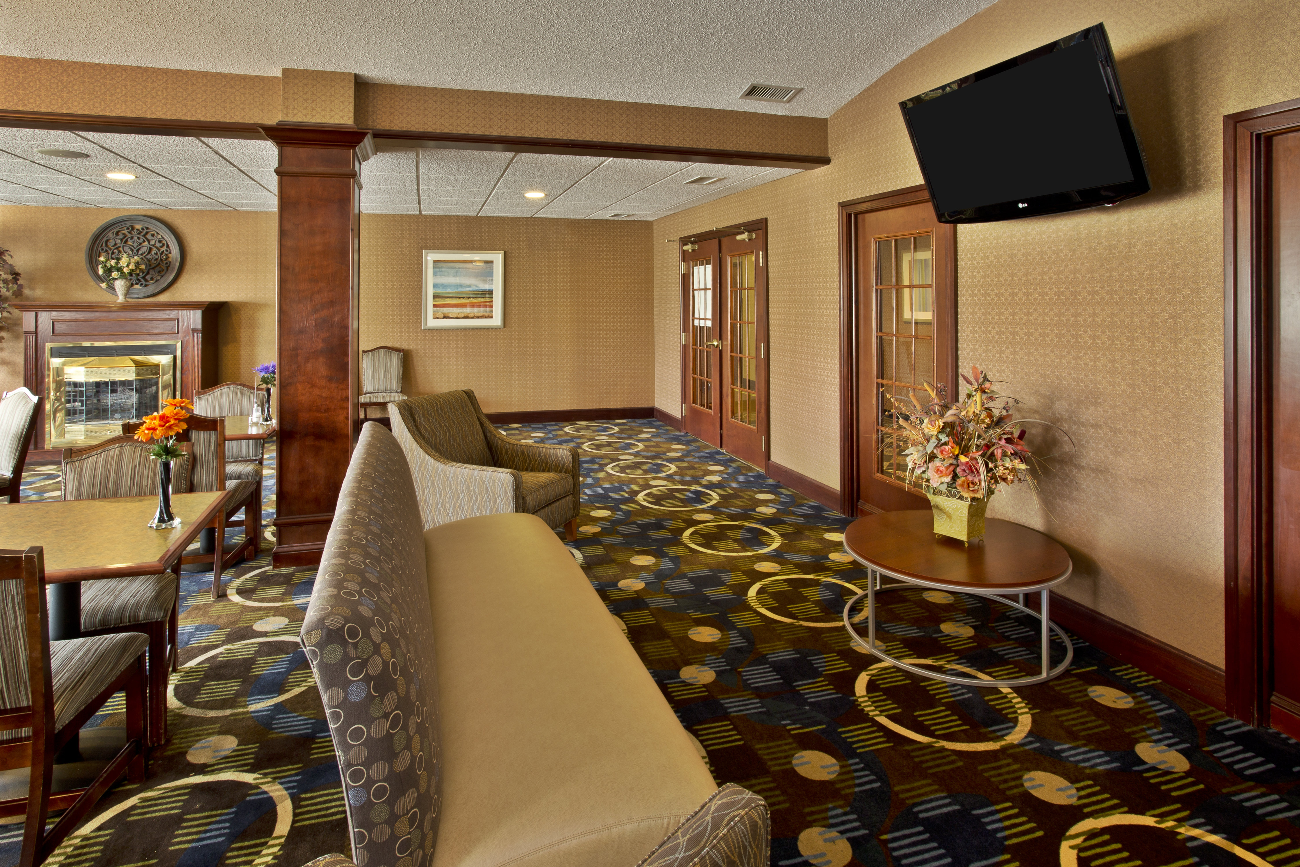 Holiday Inn Express Hotel Suites Woodhaven 50/59