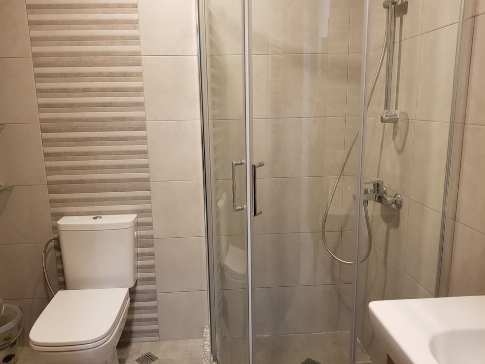 Batumi Real Lux 44/50