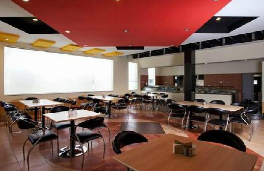 Shri Radha Brij Vasundhara Resort & Spa - Goverdhan 23/30