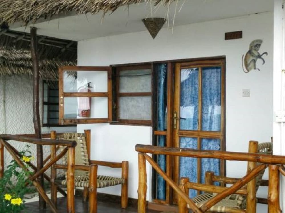 Sea View Lodge Boutique Hotel 10/76