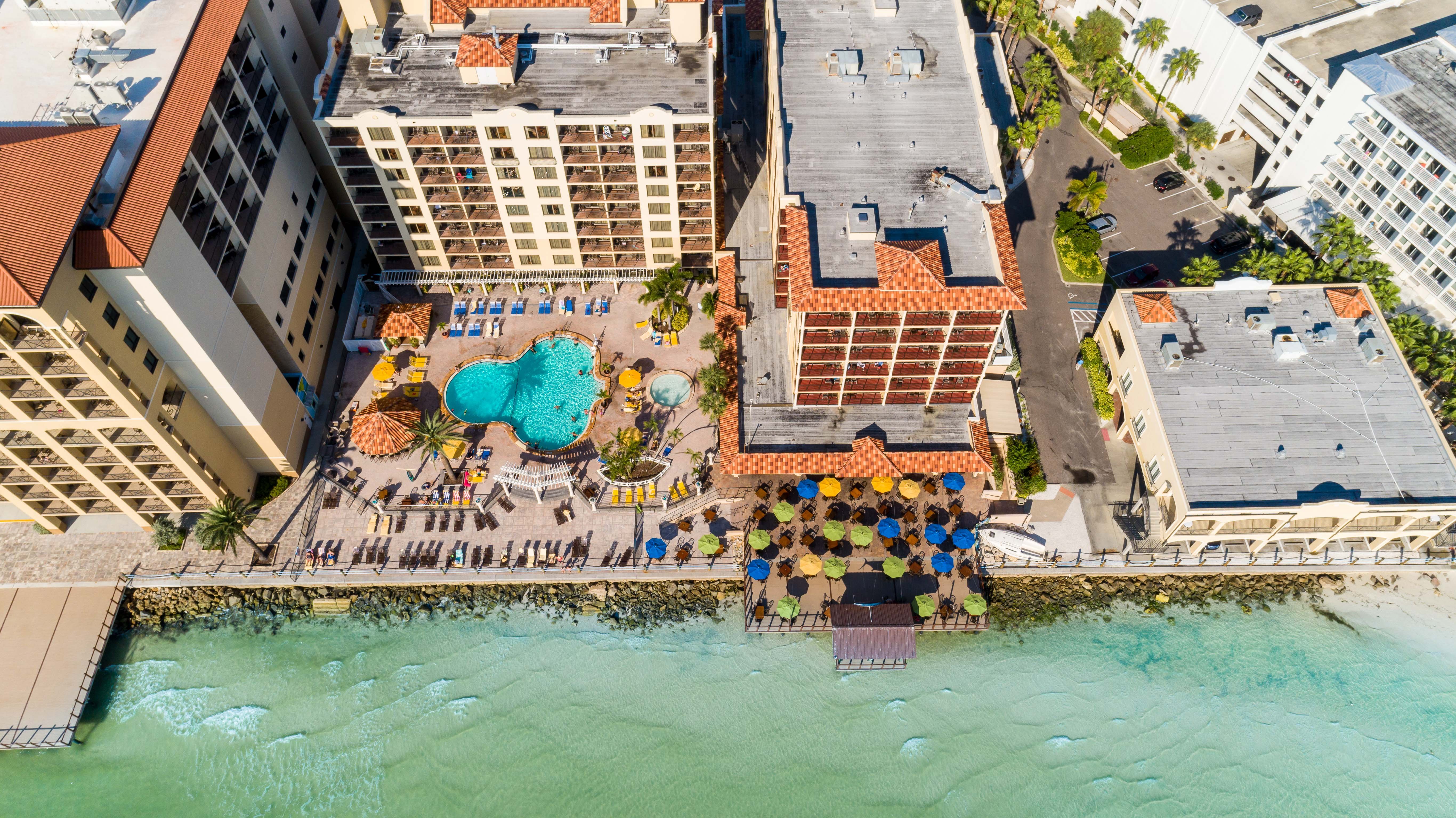 Holiday Inn Hotel and Suites Clearwater Beach in CLEARWATER BEACH - FL