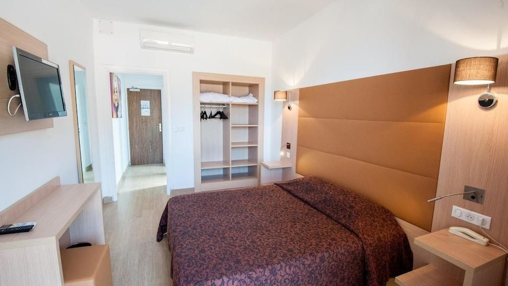 Le Kalliste Hotel 25/34