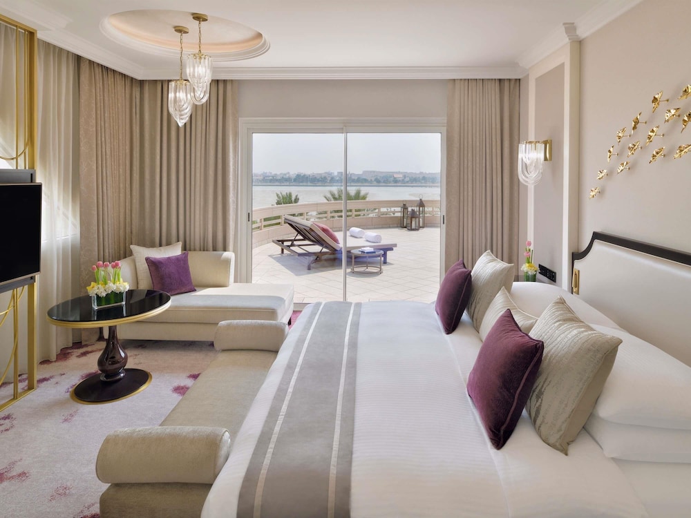 MOVENPICK HOTEL BAHRAIN 48/72