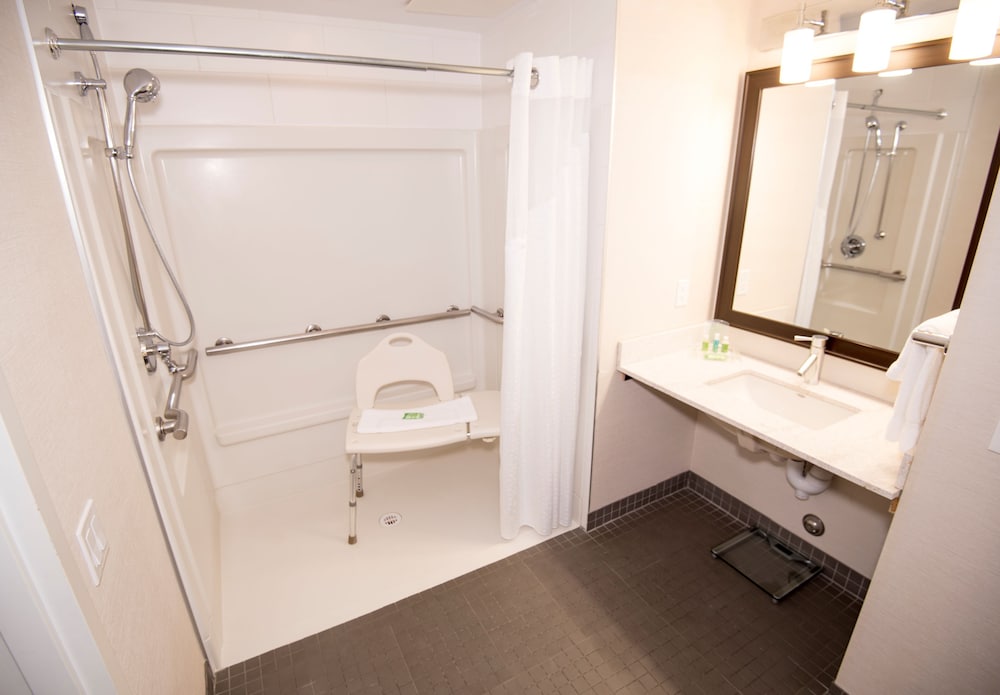 Holiday Inn Red Deer South 15/76