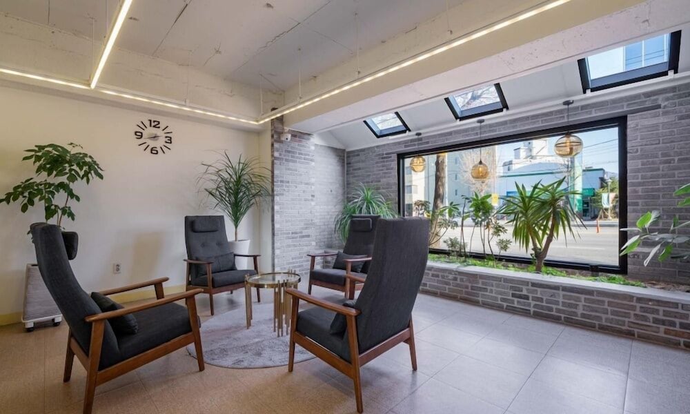 1962 Business Hotel 35/50