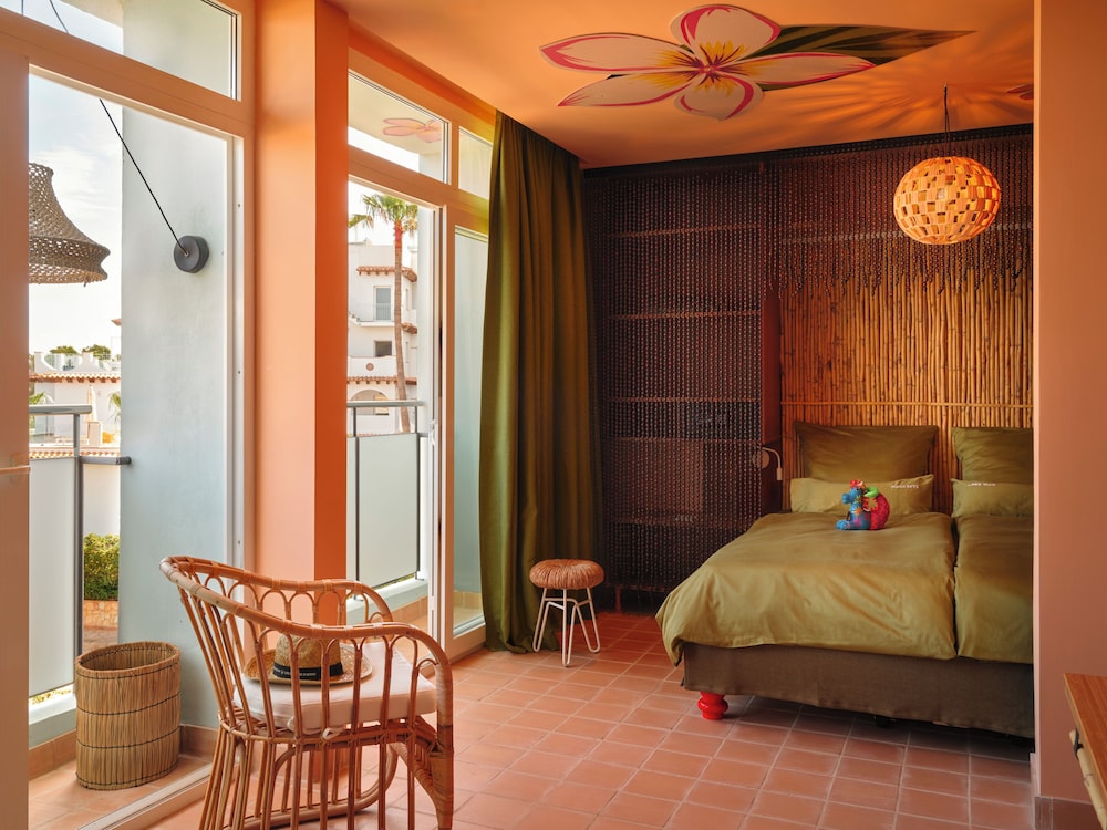 Bikini Island & Mountain Hotel Es Trenc -Adults only- 13/50