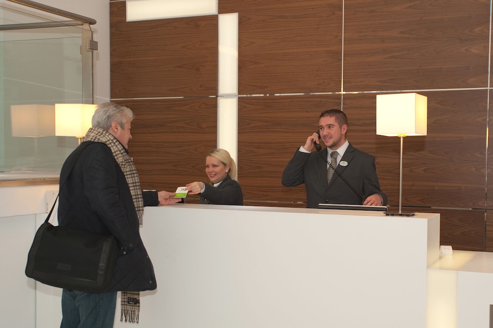 Holiday Inn Derby Riverlights 10/57
