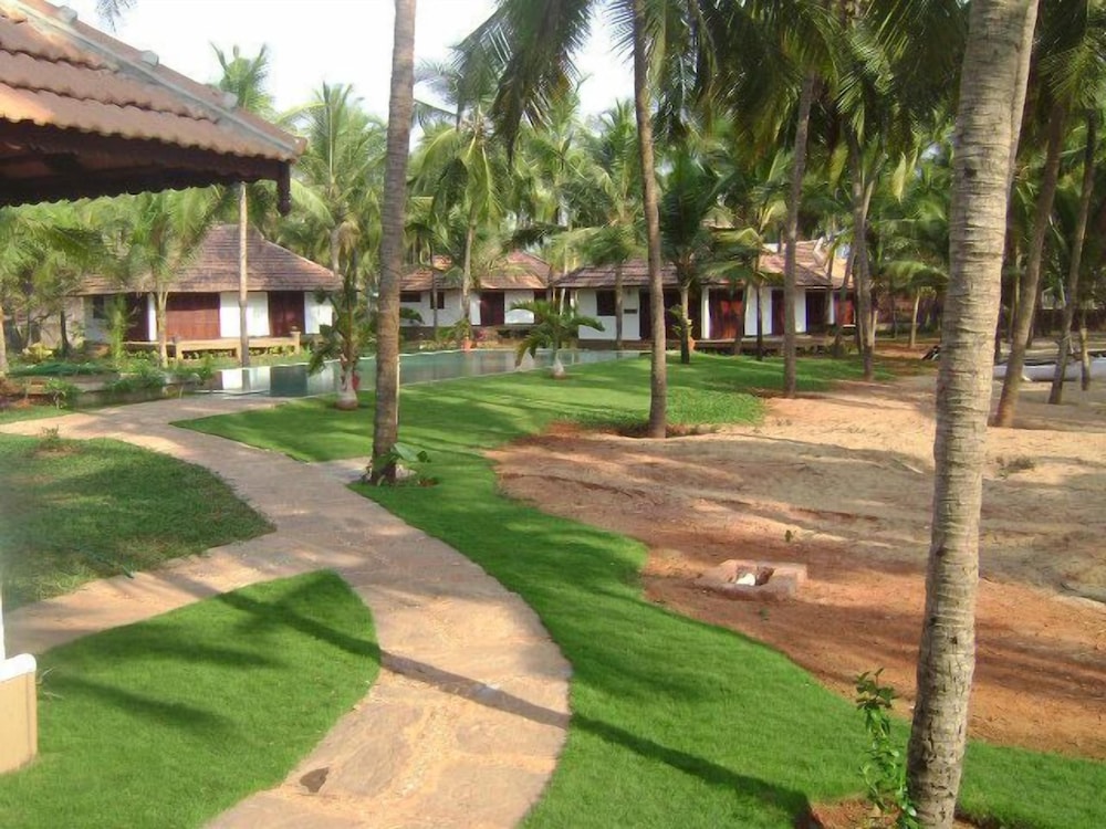 KANAN BEACH RESORT 22/44