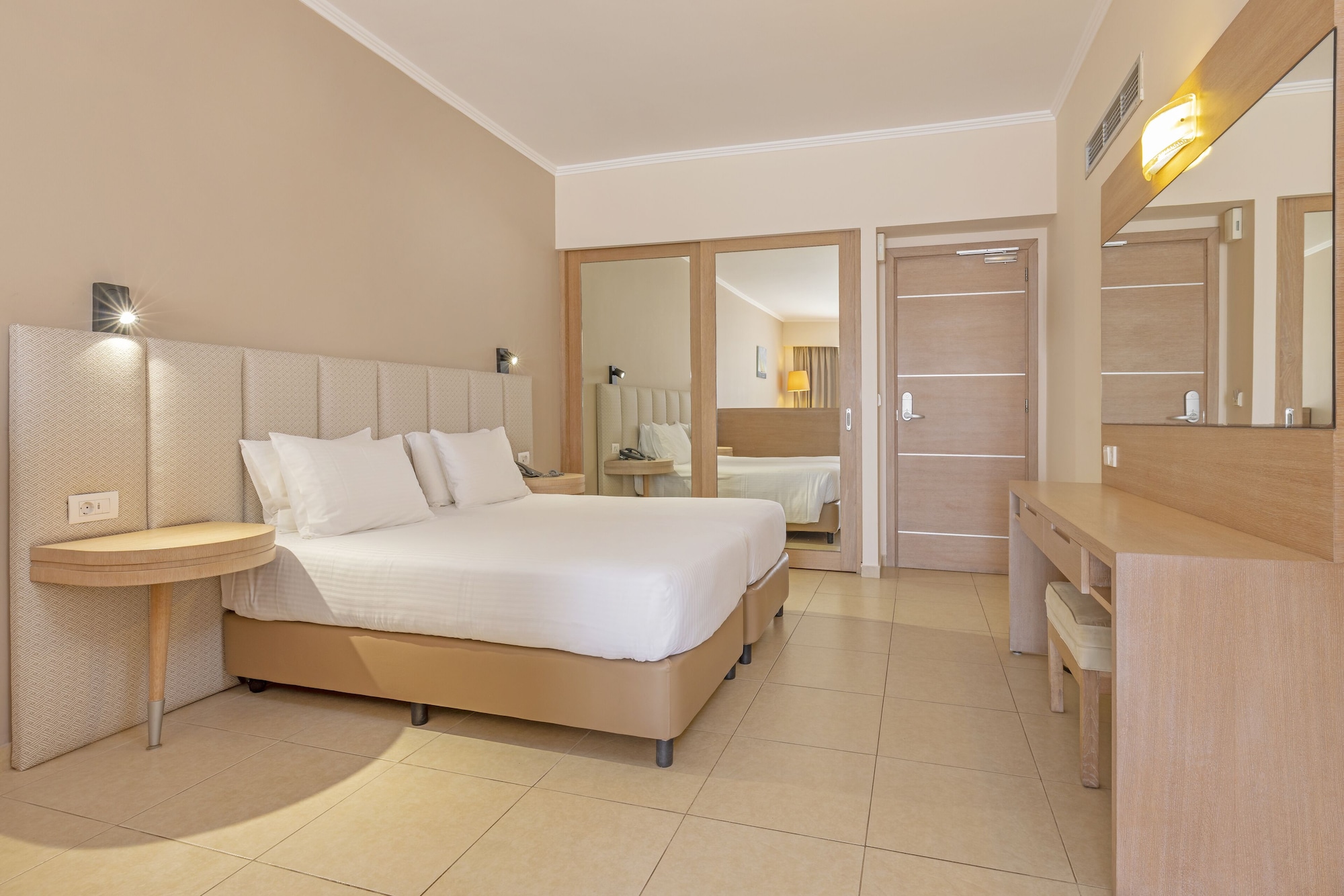 Junior Suite, Twin Beds, Sofa, Private Pool, Kresten Royal Euphoria Resort 5/8