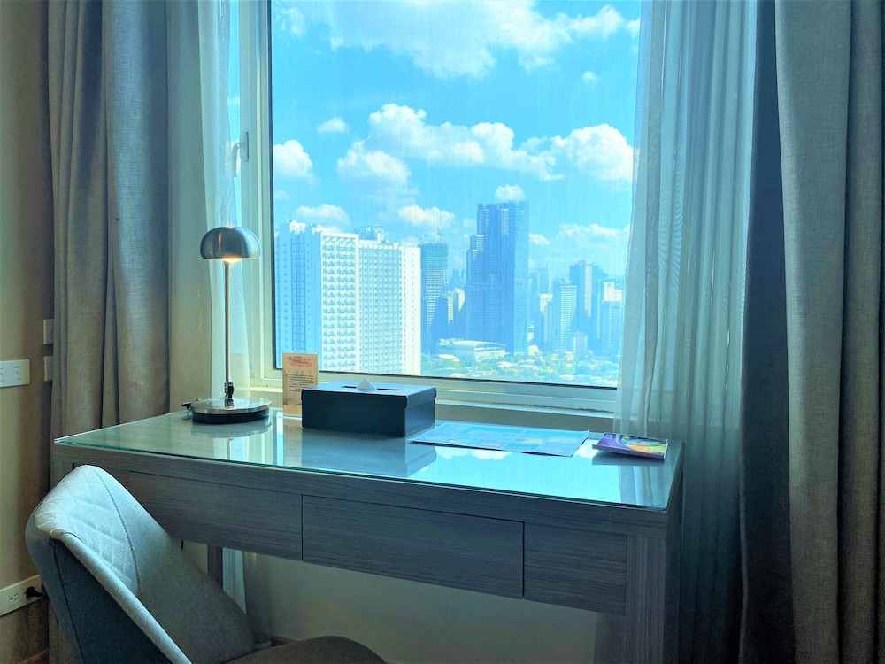One Pacific Place Serviced Residences 18/38