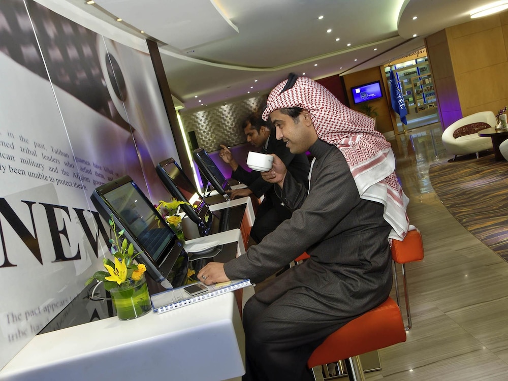 أجنحة نوفوتيل الرياض العليا(Novotel Suites Olaya Riyadh) 14/61
