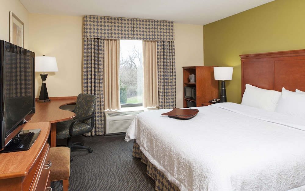 Hampton Inn Jacksonville Il 9/28