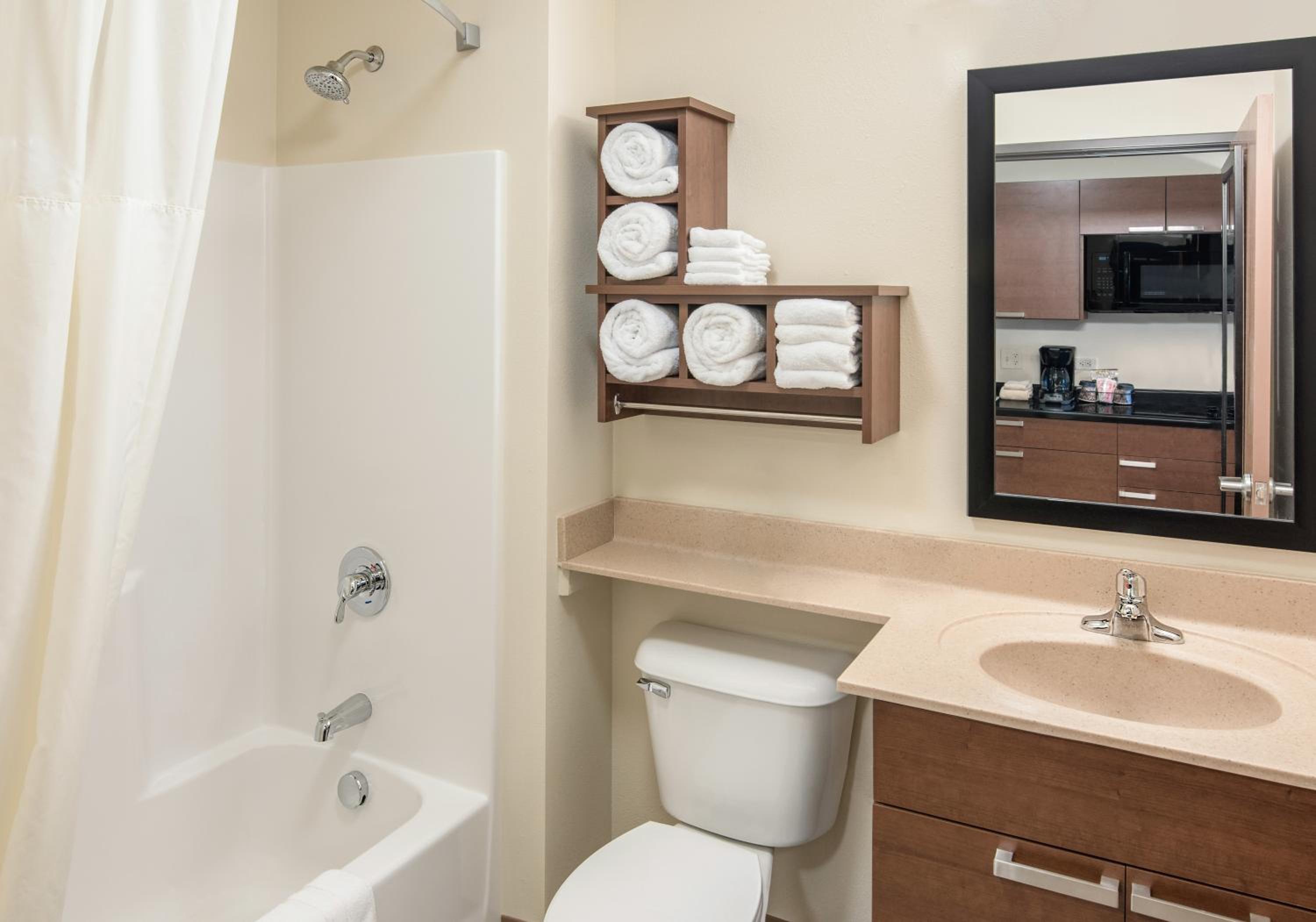 غرفة قياسية بسرير كينج، My Place Hotel Brookings 10/10