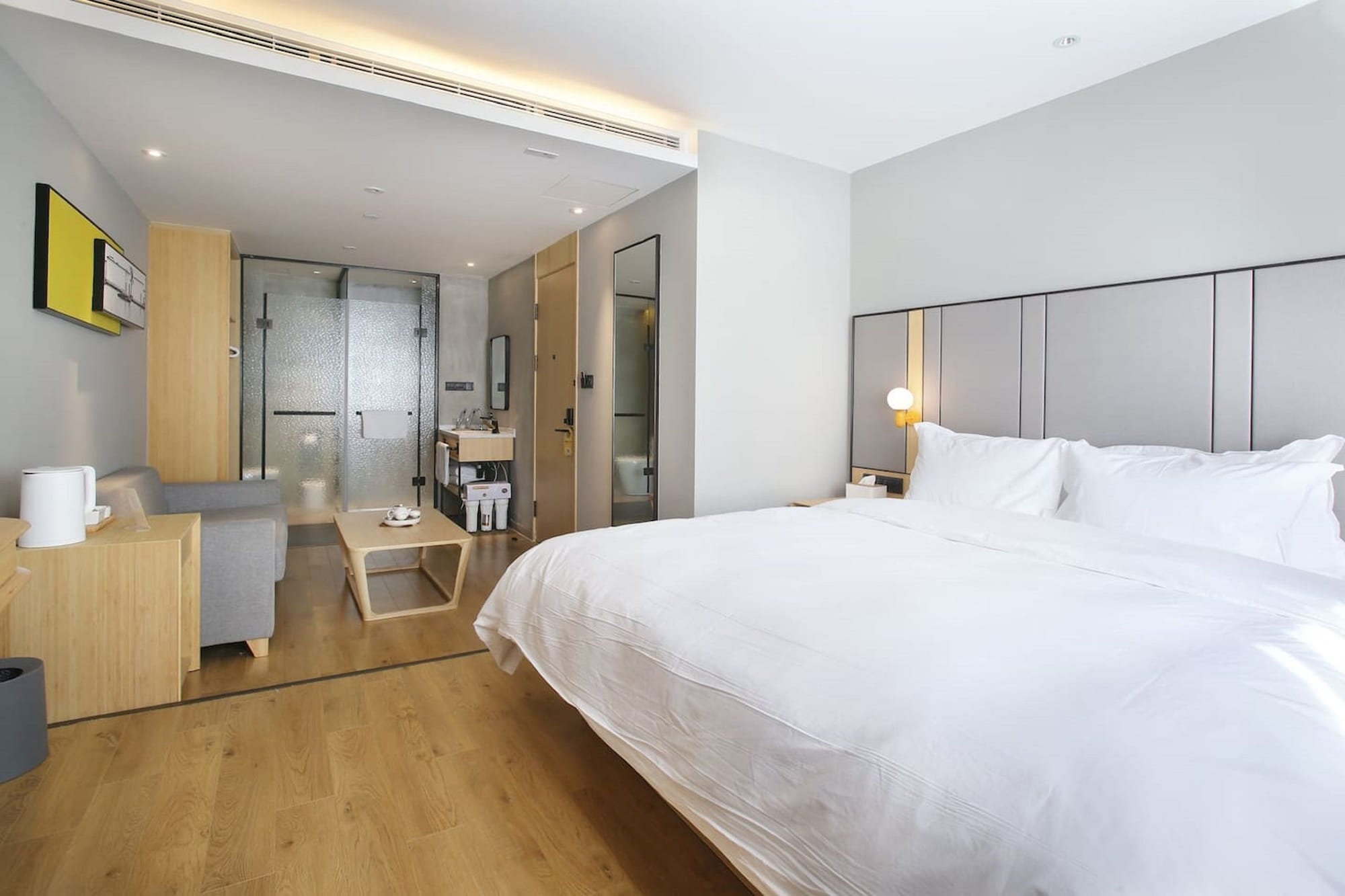 City, Suite, King Bed