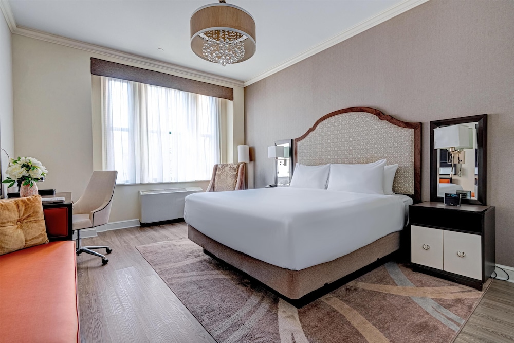 PARK SOUTH HOTEL 24/68