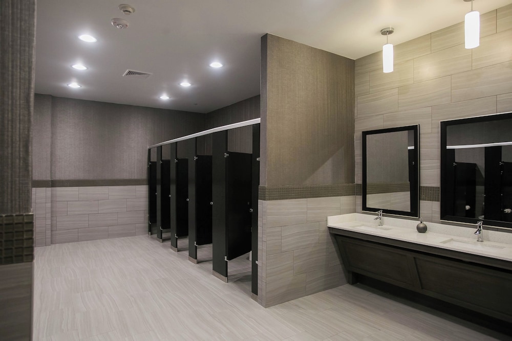 Holiday Inn Longview North 24/80