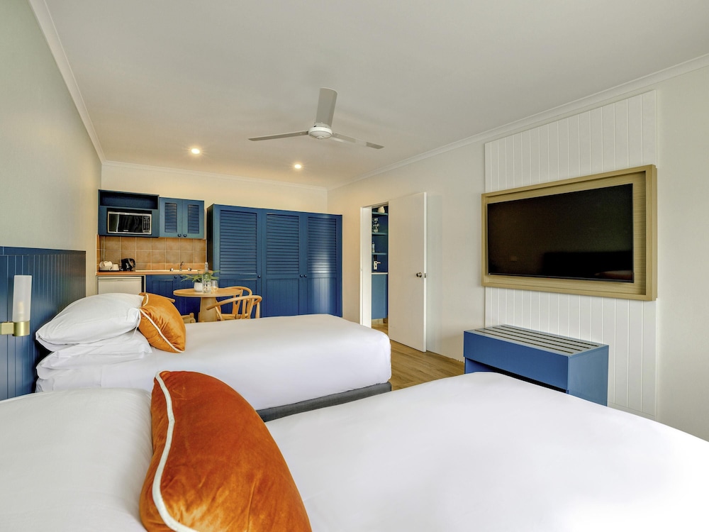 FAMILY, TWIN BEDS, QUEEN BED