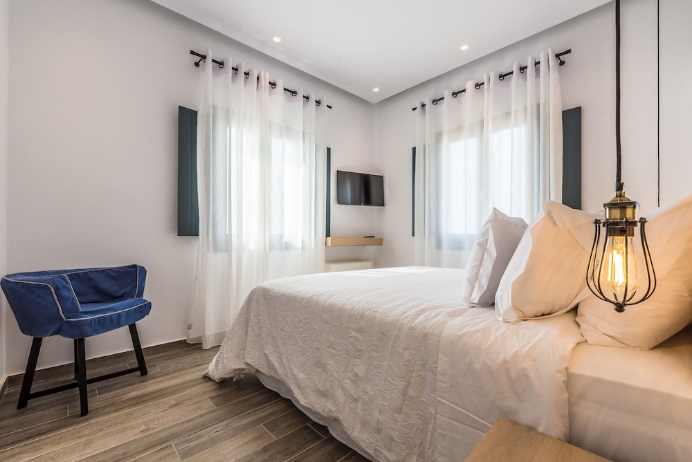 Portes Mykonos Suites And Villas 18/77