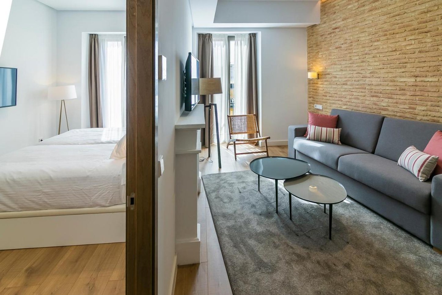 AQUITANIA HOME SUITES 23/36