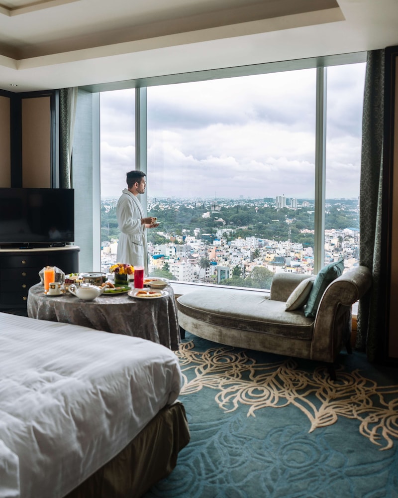 Shangri-La Hotel Bengaluru 37/82