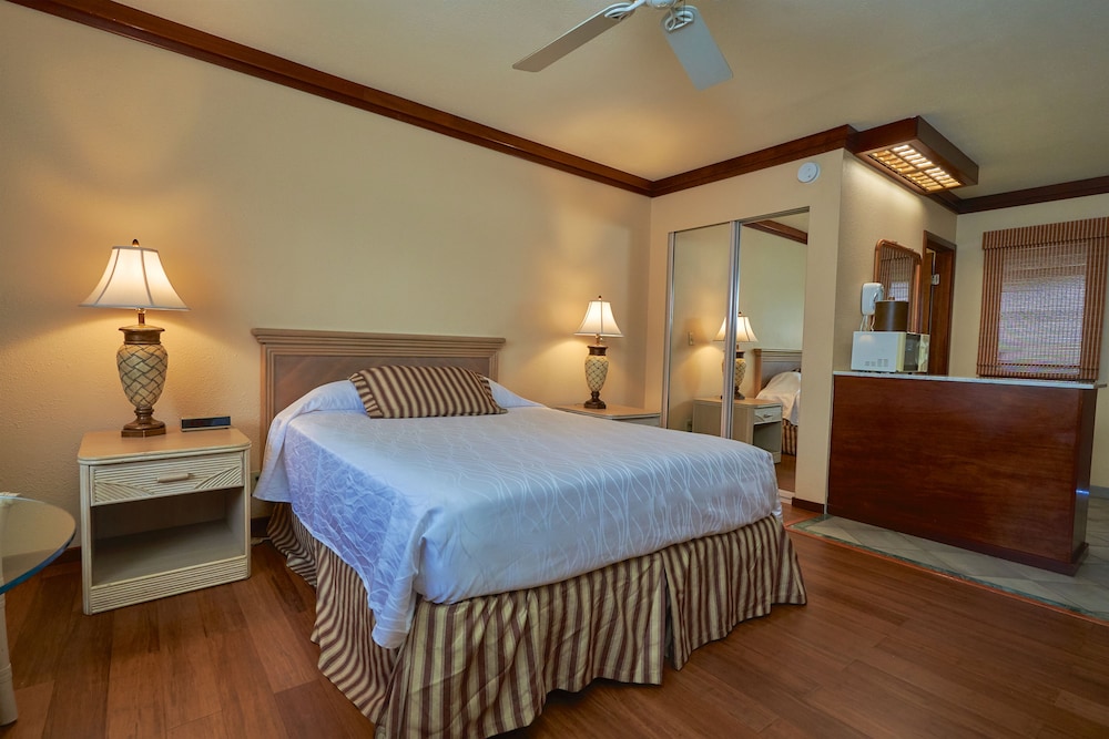 Kauai Inn 26/50