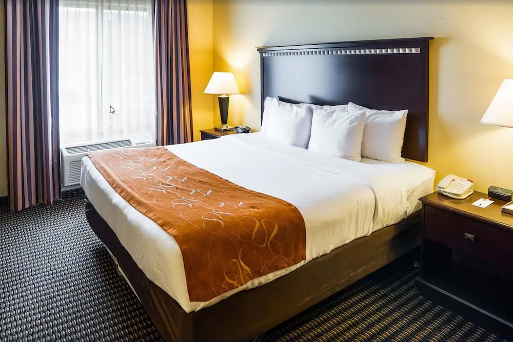 Holiday Inn Express Rochester South Mayo Area 12/43