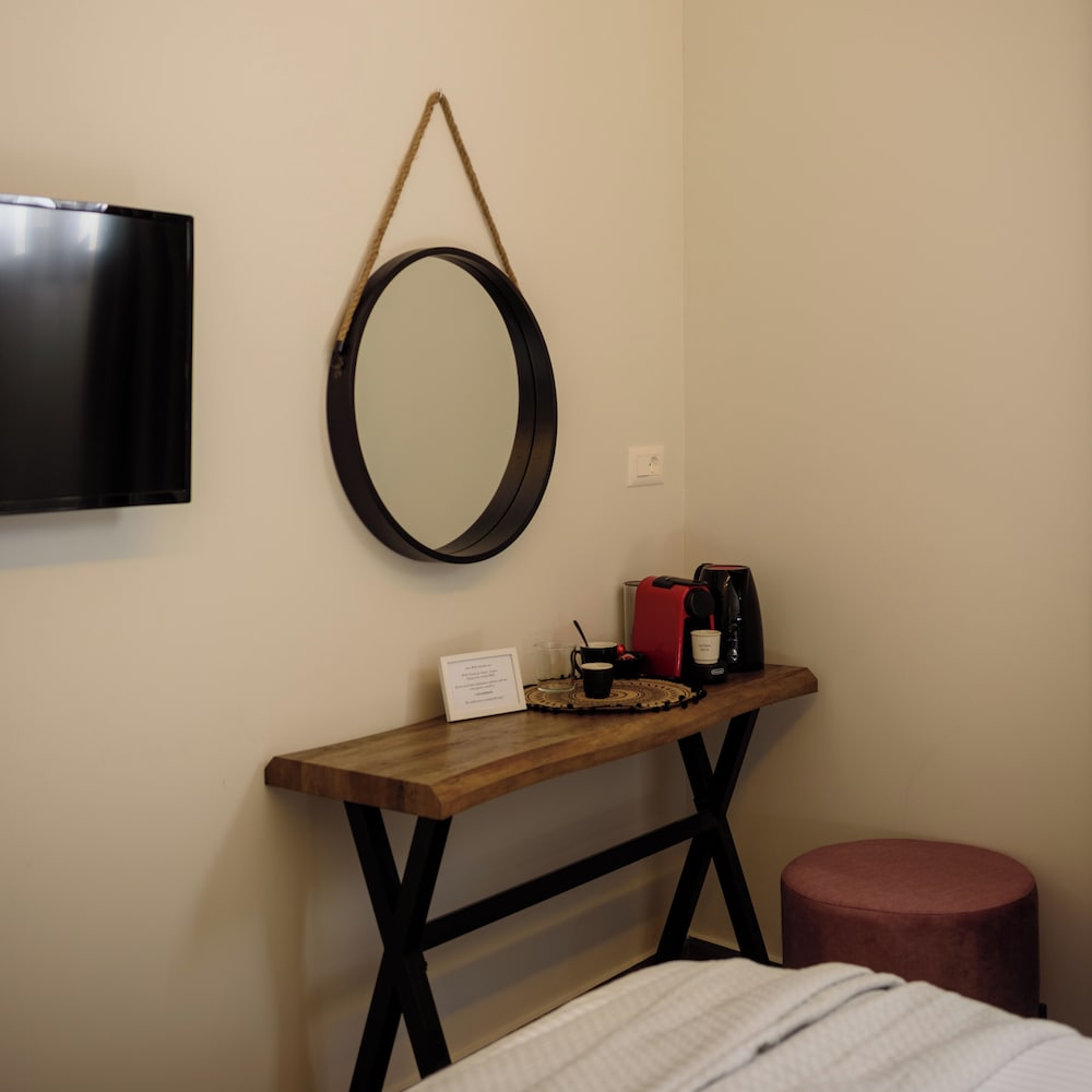 Arthur Suites 53/60