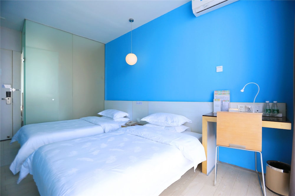 STANDARD, TWIN BEDS