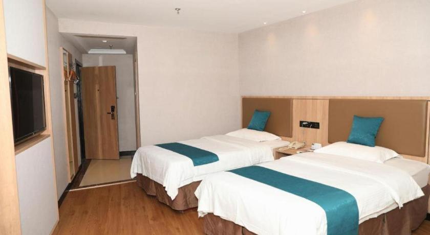GreenTree Inn Beijing Qinghe High-speed Railway Station Shangdi Anningzhuang Shell Hotel 26/36