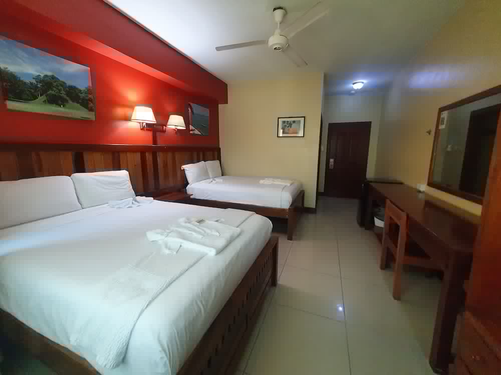 Caye Caulker Plaza Hotel 19/57