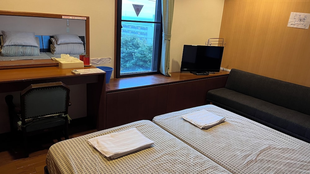 Atami Onsen Guest House Megumi - Hostel 20/50
