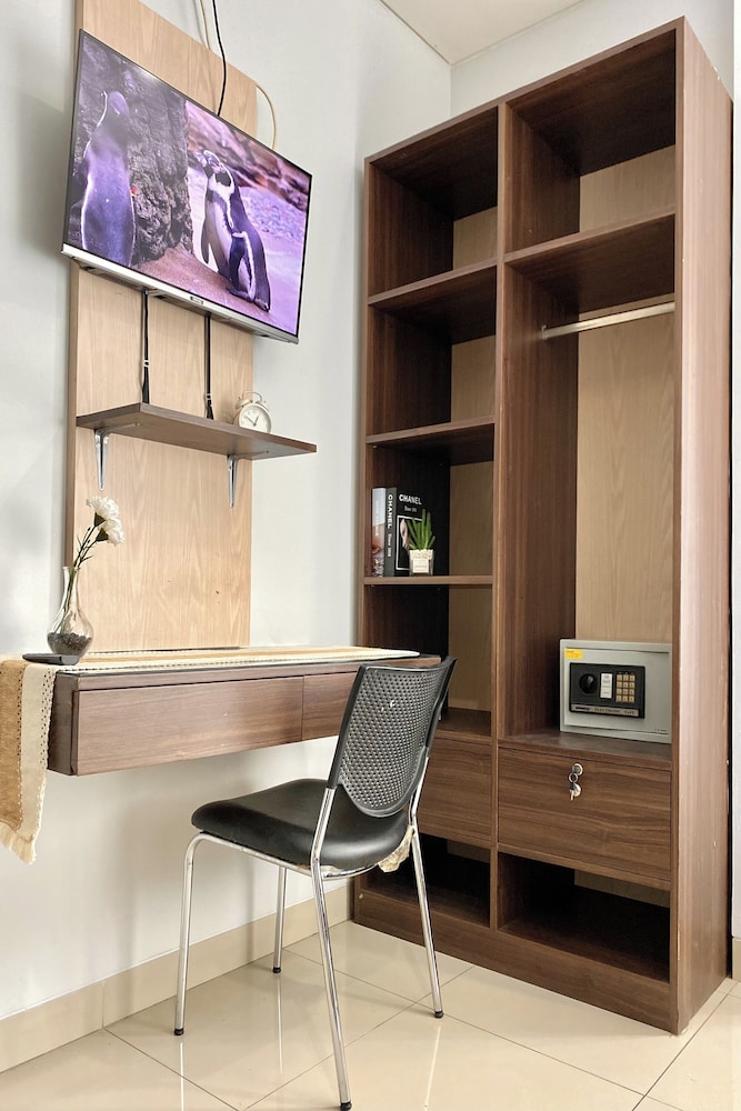 Behomy Corner 8 Lippo Karawaci by ZUZU 9/67