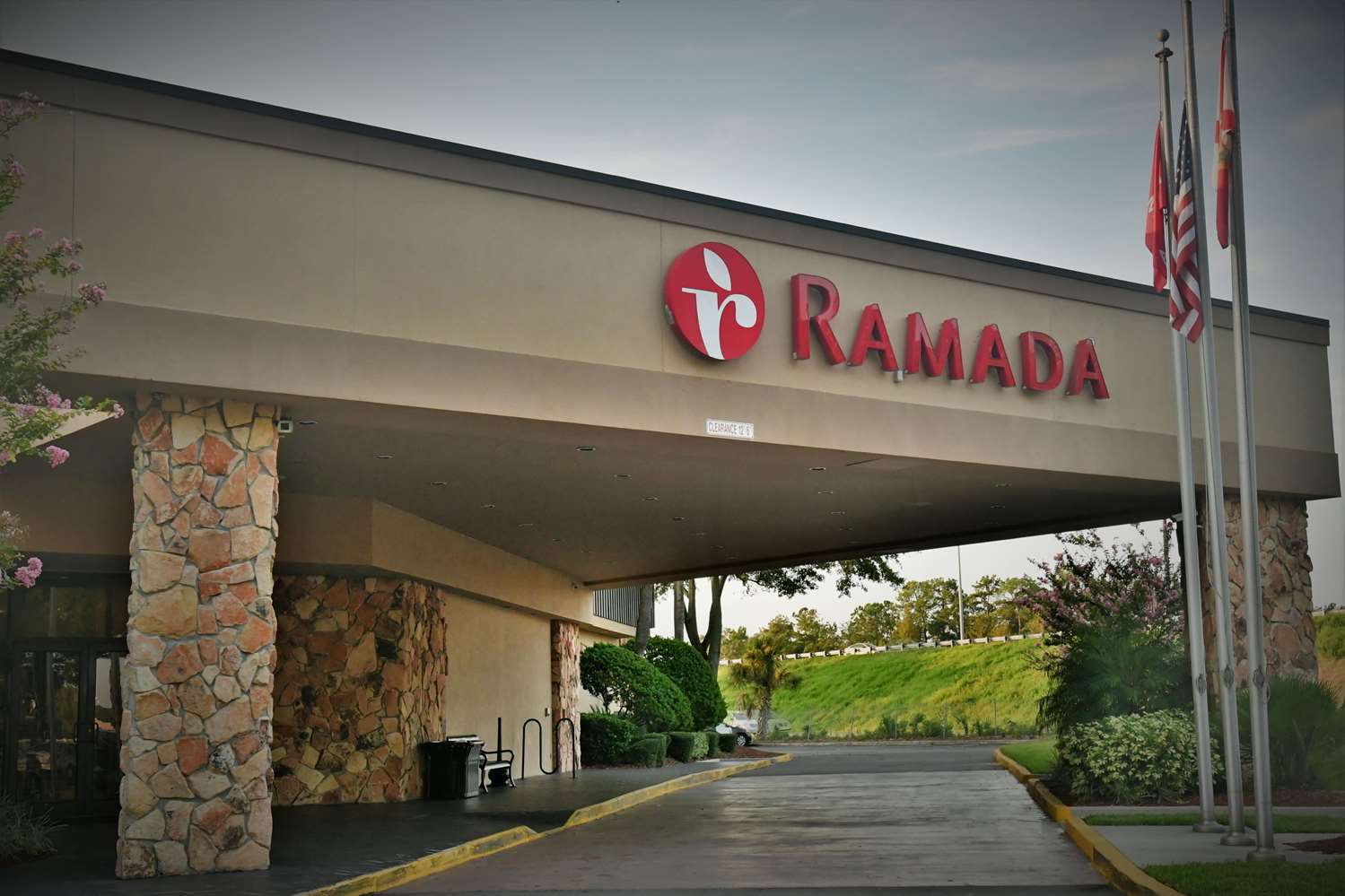 Ramada Hotel & Conference Center By Wyndham Jacksonville 3/59