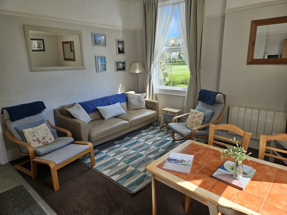 Abbey View Holiday Flats 16/48