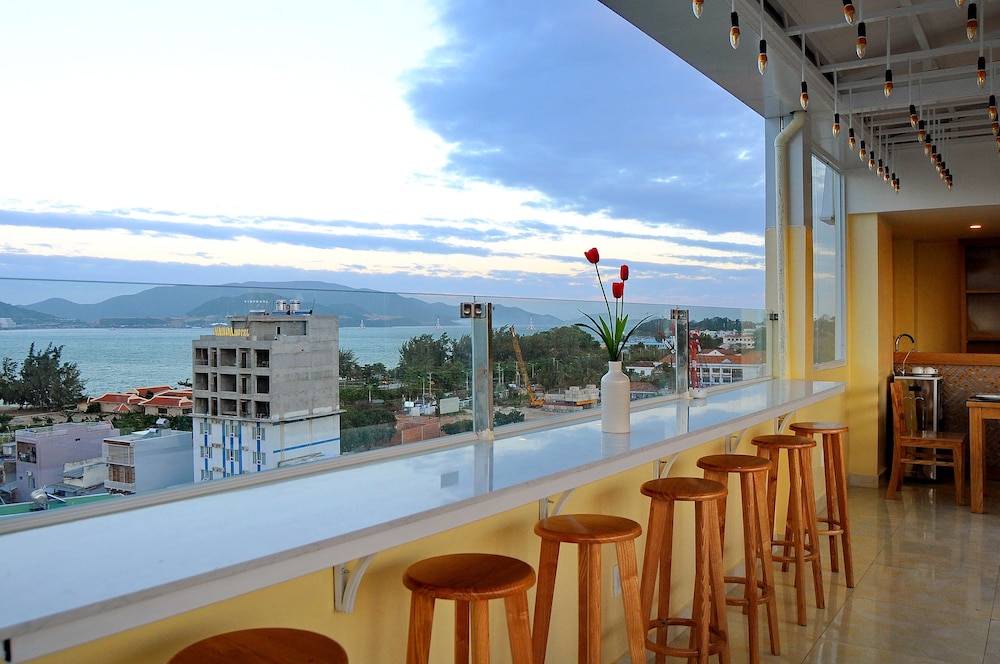 Yellow Sea Hotel 4/31