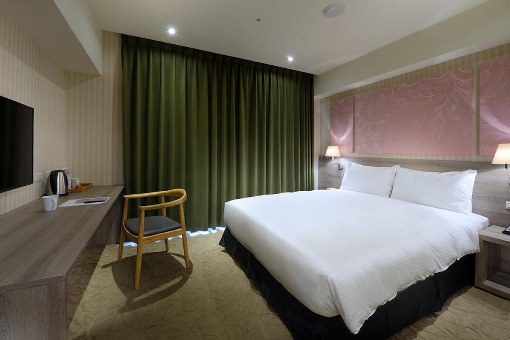 Aeris International Hotel 20/61