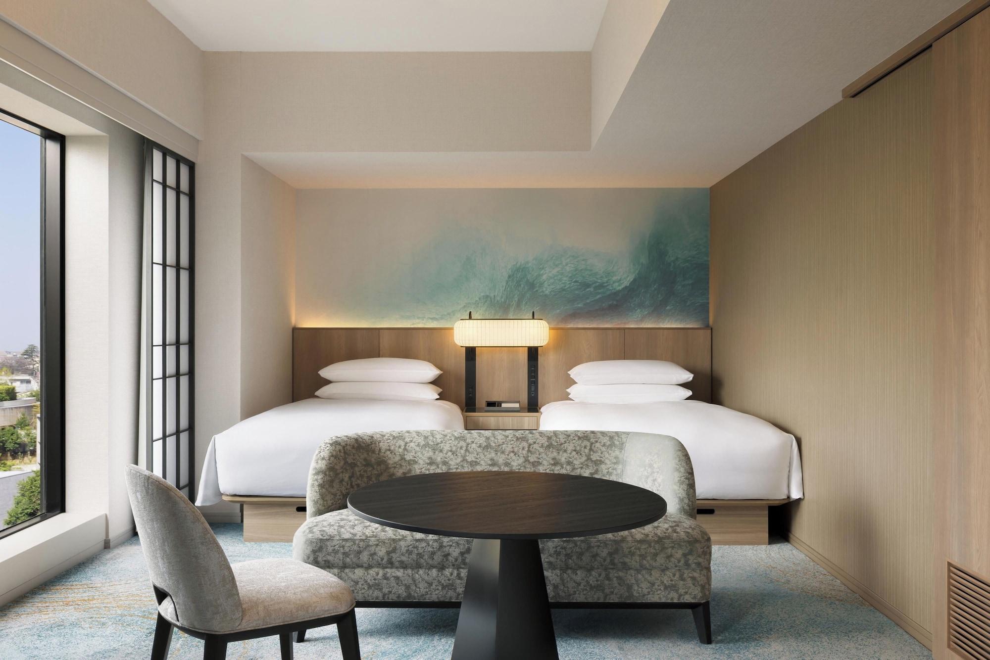 جناح جونيور بسريرين منفصلين مع دخول صالة النادي، Sheraton Miyako Hotel Tokyo 2/3