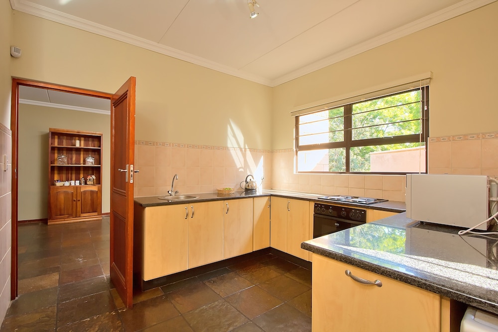 Centurion Golf Suites 19/50